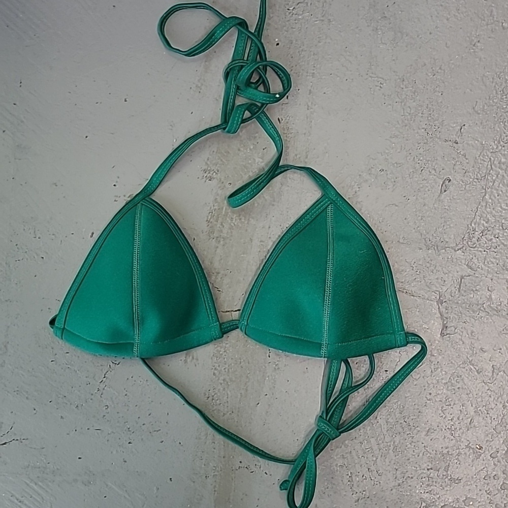 Hoaka Size M Green String Bikini Top